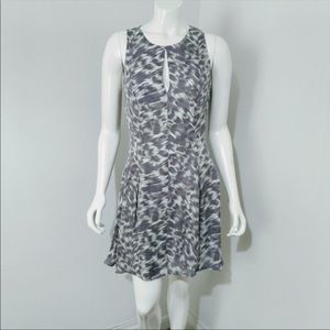 NWT Joie gray silk Tavie printed dress